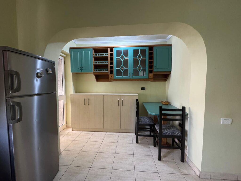 📢 Appartamento in affitto 🛏️ 1+1  📍 Indirizzo: Via Grigor Heba💶50.000 lek/mese