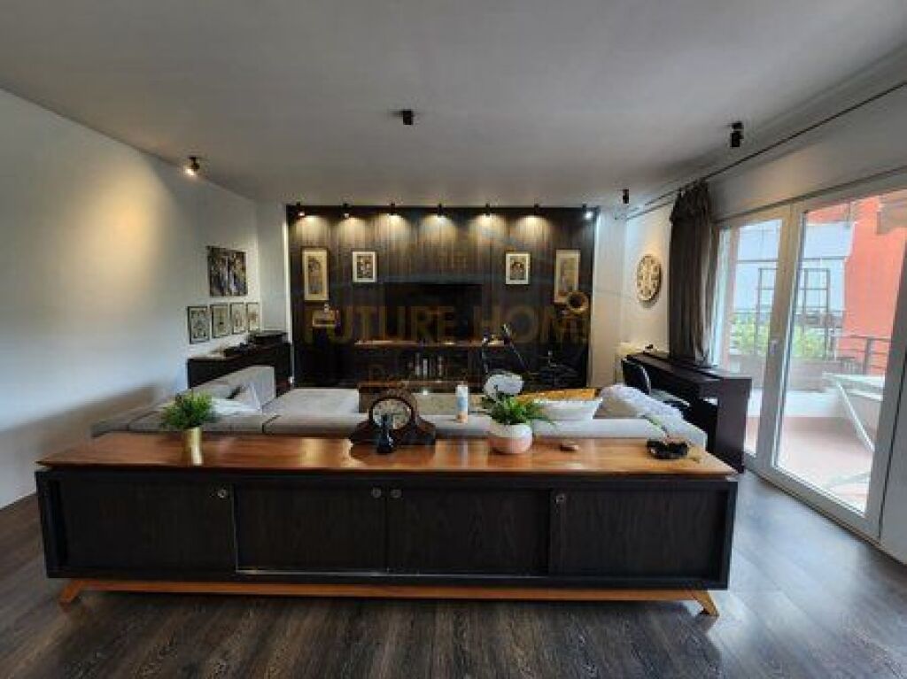 For sale, Apartment 1+1, Dry Lake, Tirana