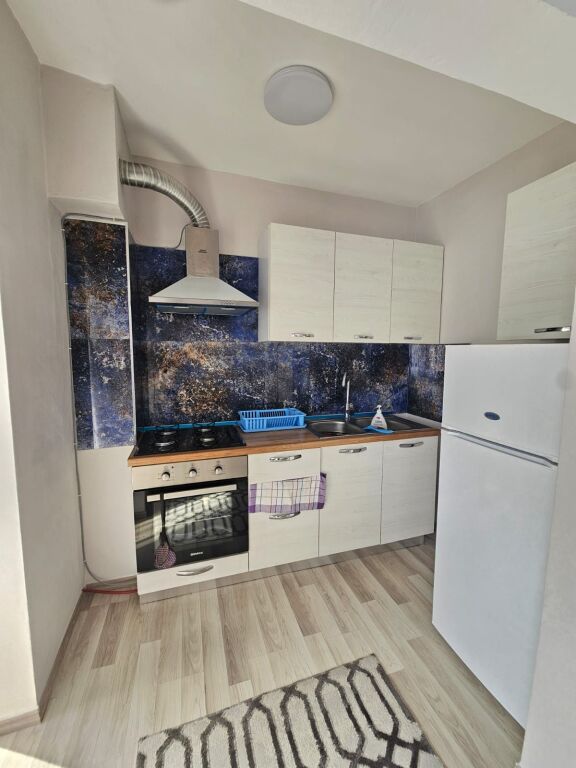 SHITET APARTAMENT 2+1 TEK VALA PARK - STADIUMI DURRES