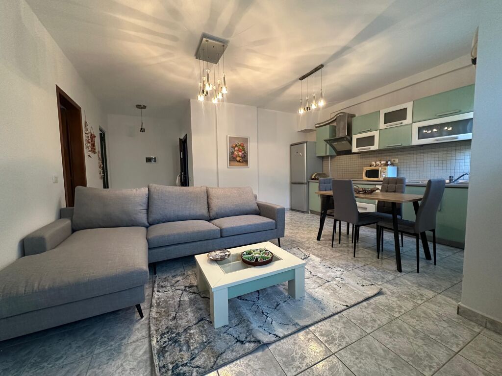 Appartamento in vendita 2+1 a Pishat e Buta, Golem – a soli 50m dal mare 🌊