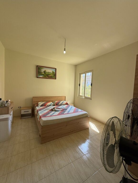 Jepet me qera shpi private 2-katëshe