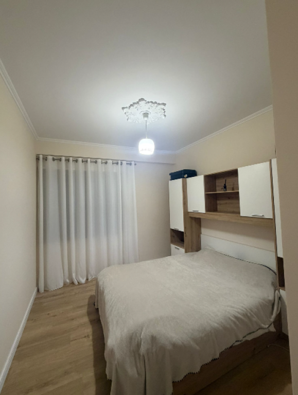 🏡 APARTAMENT 2+1 ME QIRA – KOMPLEKSI DELIJORGJI