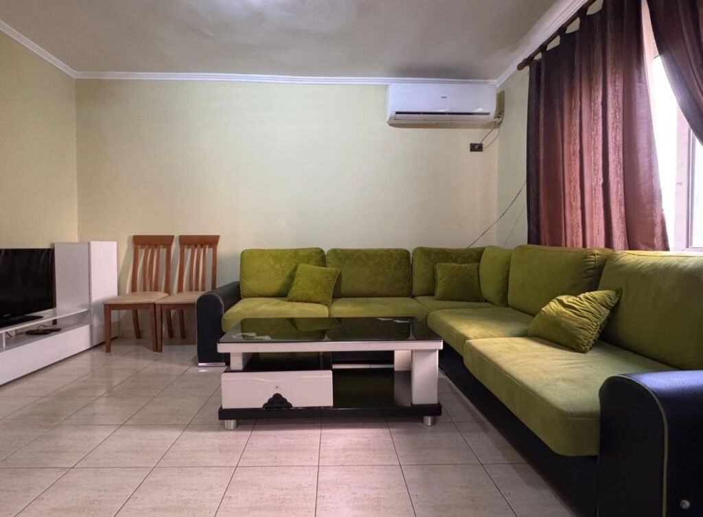 🏡 Appartamento 1+1 in affitto 📍 Via Grigor Heba Comune di Parigi