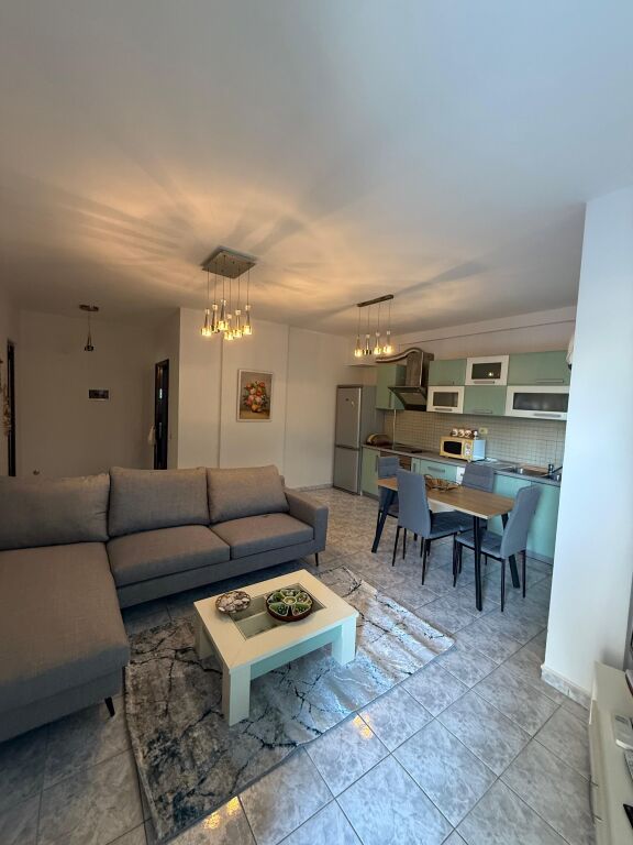 Appartamento in vendita 2+1 a Pishat e Buta, Golem – a soli 50m dal mare 🌊