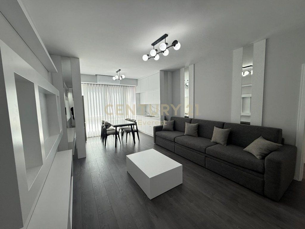 SERVICE COMPLEX, 2+1 APARTMENT FOR RENT