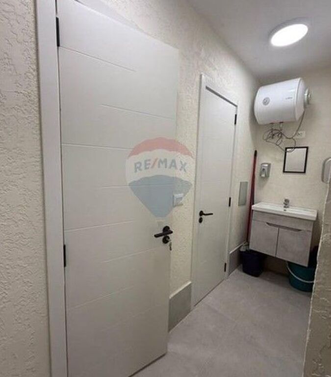 Jepet me Qira Zyra te 21 Dhjetori ID: 530571004-35