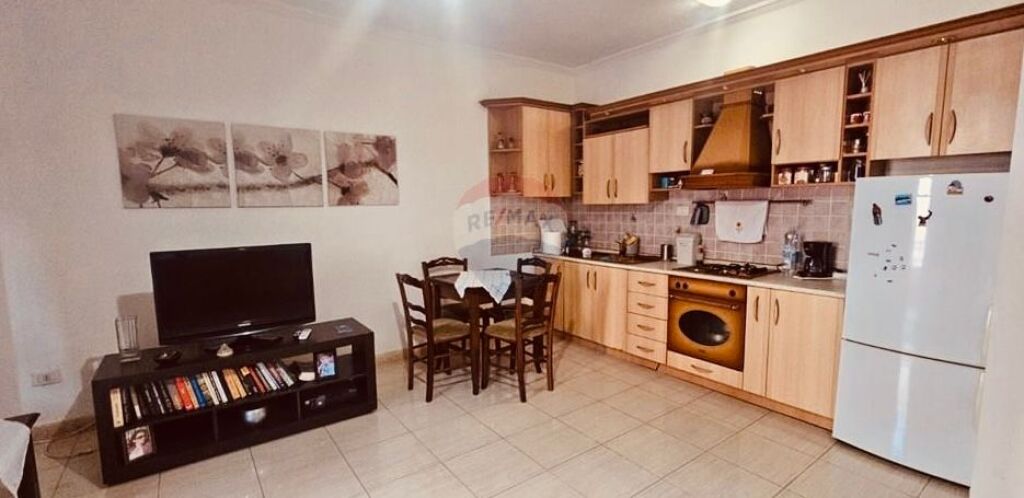 📍🏠Appartamento 1+1 Comune di Parigi