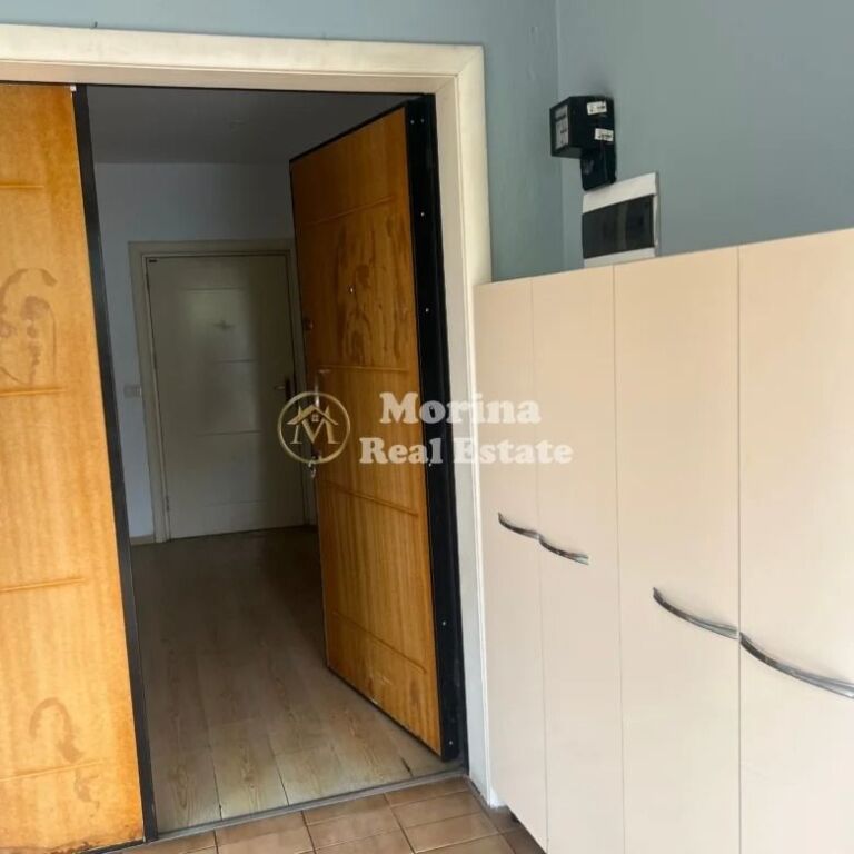Qera | Shtëpi private 2 + 1 | Kompleksi Malajzian | 400 €/muaj