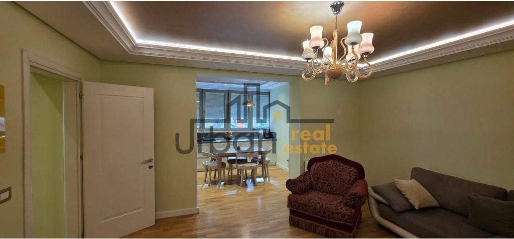 Qera, Apartament 2+1, Qendër , Tiranë - 1000€ | 96 m²