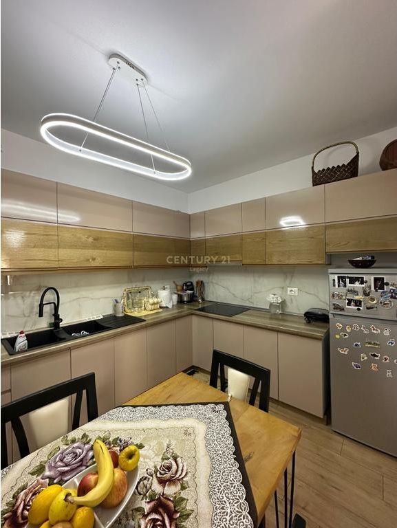 We sell a 2+1 apartment at Tom Doshi Complex, Shkoze