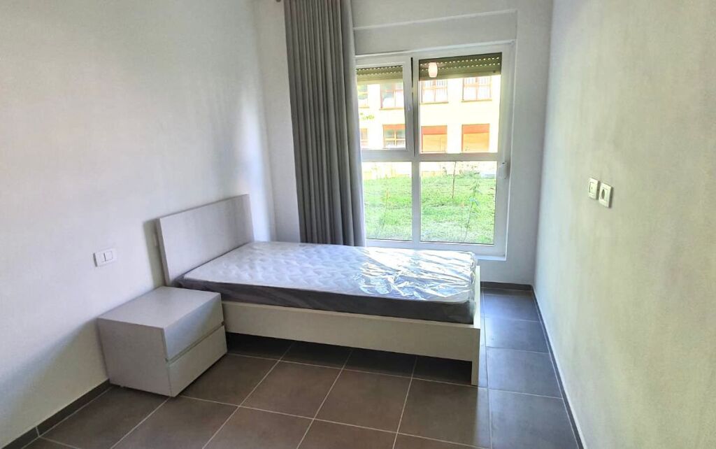 For Rent: 2+1 +1 Balcony 📍 Ali Dem (Mangalem Complex 21) || Floor 0 - 45,000 Lek/Month