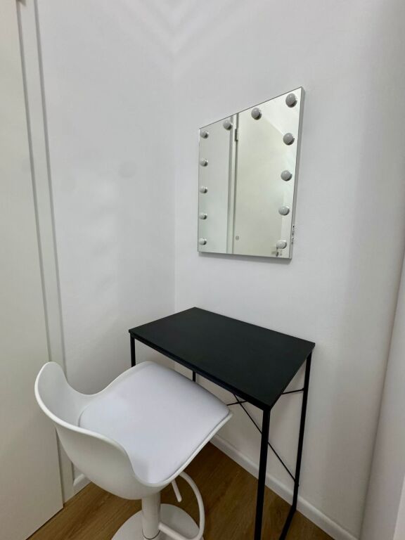 Residence Kadiu-For Rent Apartment 1+1, new, Mangalem