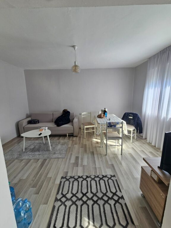 SHITET APARTAMENT 2+1 TEK VALA PARK - STADIUMI DURRES