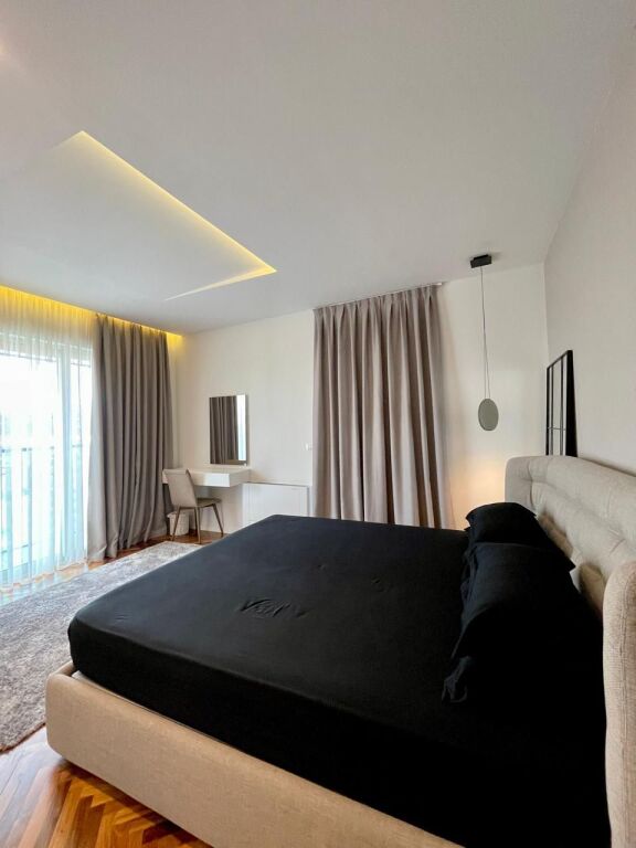 SUPER APARTAMENT 2+1 PER QIRA TEK AMBASADOR 3