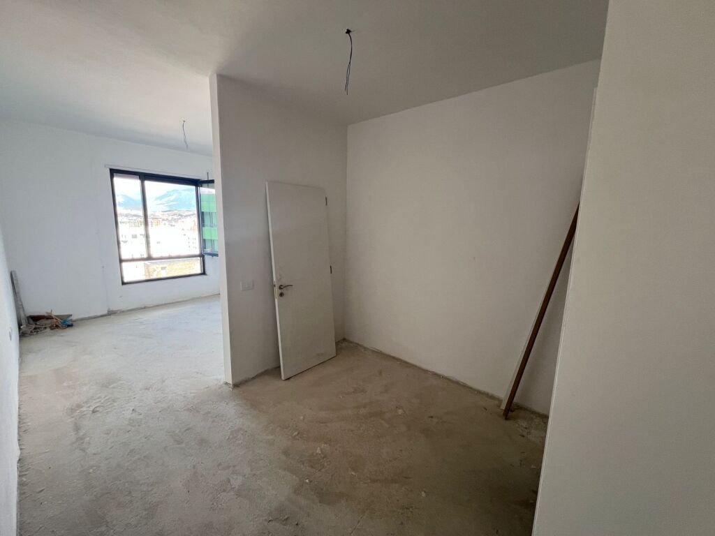 Appartamento in vendita 108.5 m2, 1550 € / m2