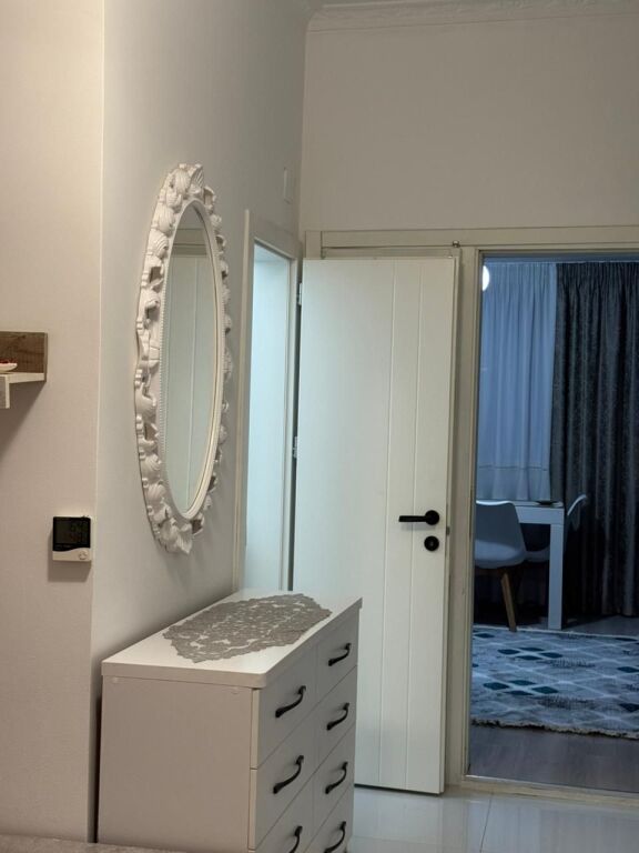 For Rent: 1+1📍United School (Dibra Street) - 43,000 Leke/month - Area 50m² - Floor 0 || Roadside - Quick Access🏃🏻‍♂️