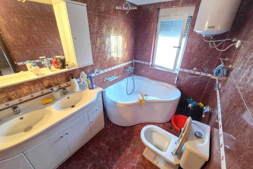 Appartamento In Vendita 2+1 In Centro (ID B121210) Tirana