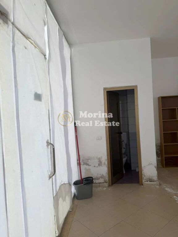 Qera | Ambjent Biznesi | Kodra e Diellit | 500 €/muaj