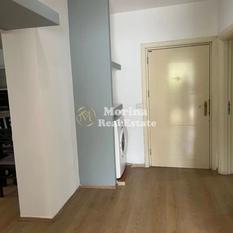 Qera | Shtëpi private 2 + 1 | Kompleksi Malajzian | 400 €/muaj