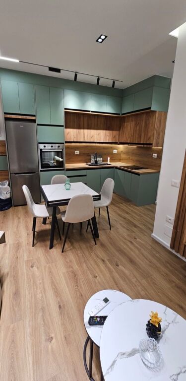 🏡 For rent 2+1 – Kadiu Complex, Ali Demi (Tirana) 💰 50,000 lek/month 📍 Quiet area, great location