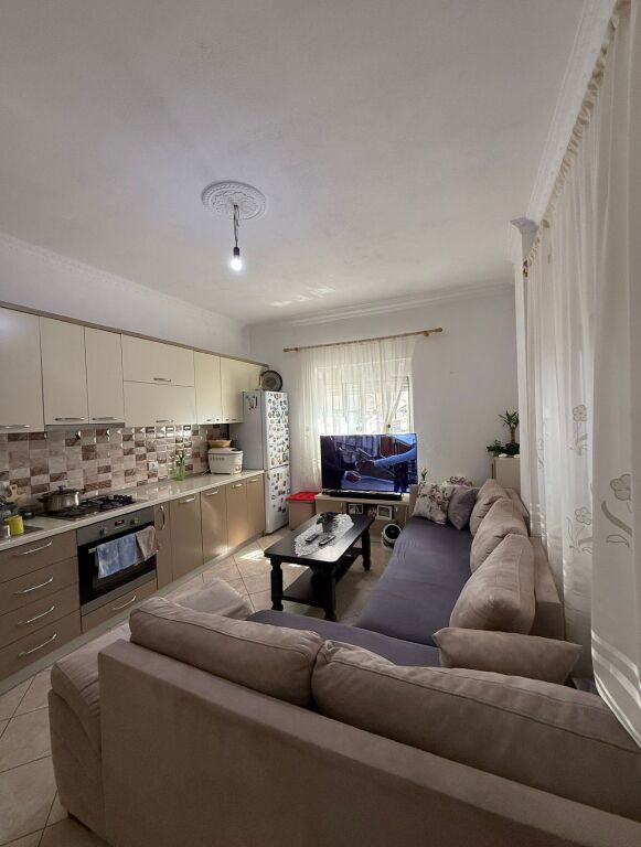 Jepet me qera shpi private