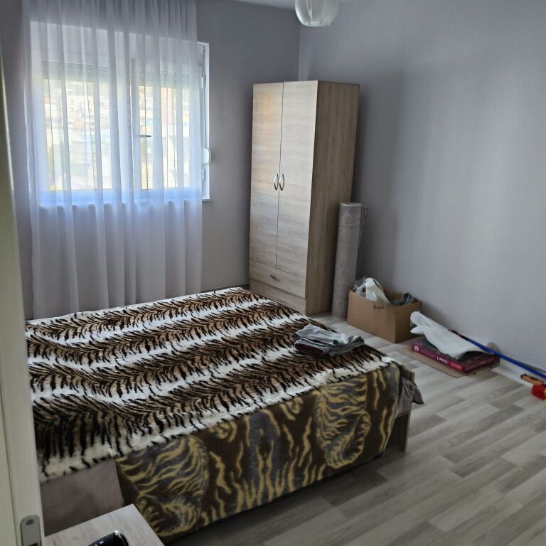 🏡 SHITET APARTAMENT 2+1 TEK VALA PARK – STADIUMI, DURRËS