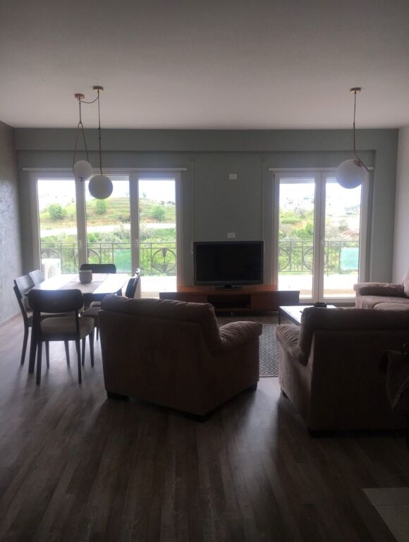 Super ap 2+1+2 te kodra e diellit ( rezidenza 2