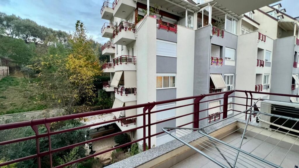 For Rent: 2+1 Dry Lake (FZ Construction) - 3rd Floor - 60,000 Leke/month - Area 80m² || In one of the most preferred areas of Tirana