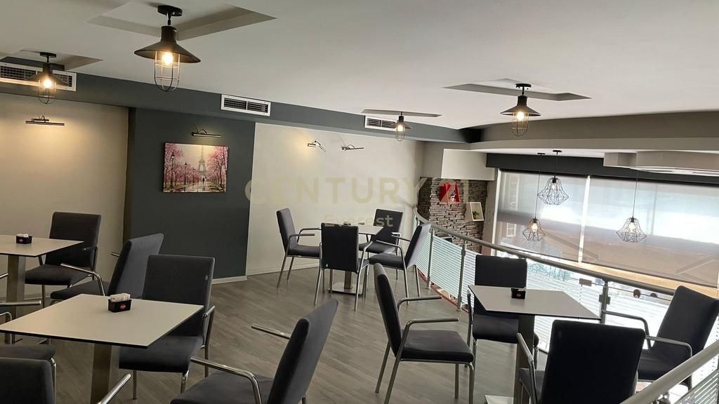 LAPRAKE, JAPIM ME QIRA BAR-KAFE