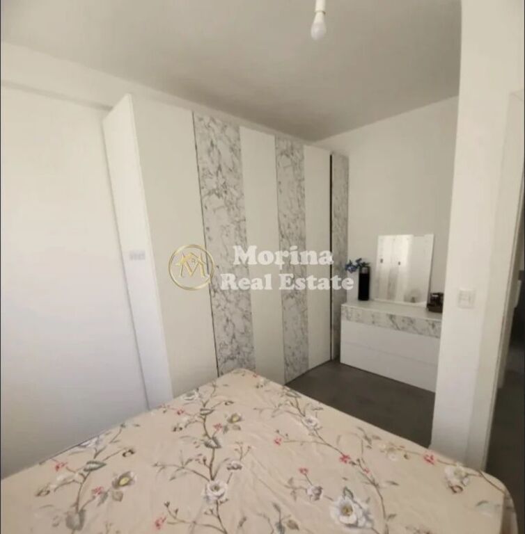 Qera | Apartament 2 + 1 | Shkozë | 300 €/muaj