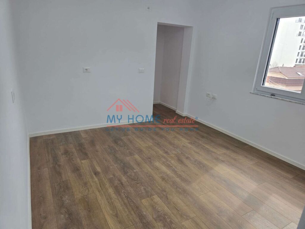 Apartment 1+1 for sale near the Red School in Tirana