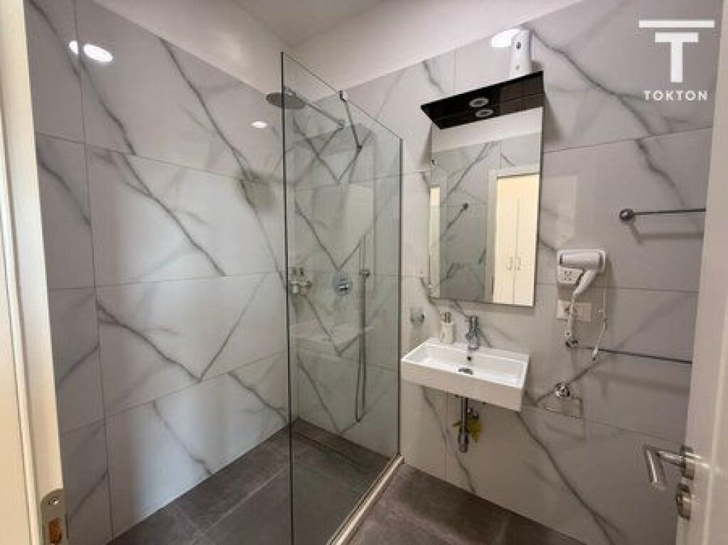 VENDESI 2 STUDIO, EX STADIO DINAMO, TIRANA