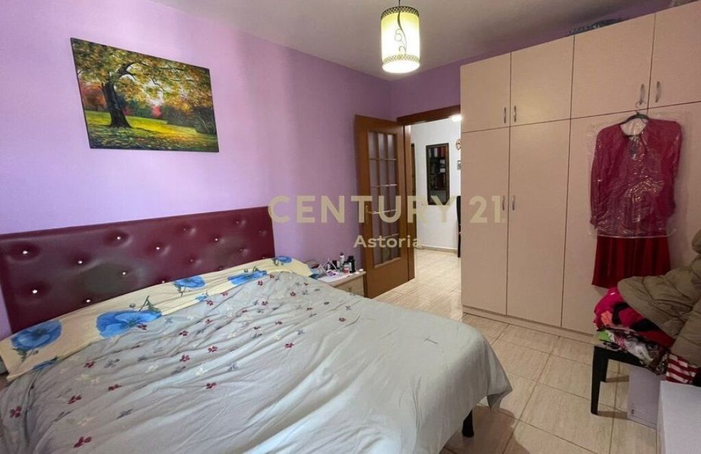 Apartament me qira 1+1, Rruga e Kavajes