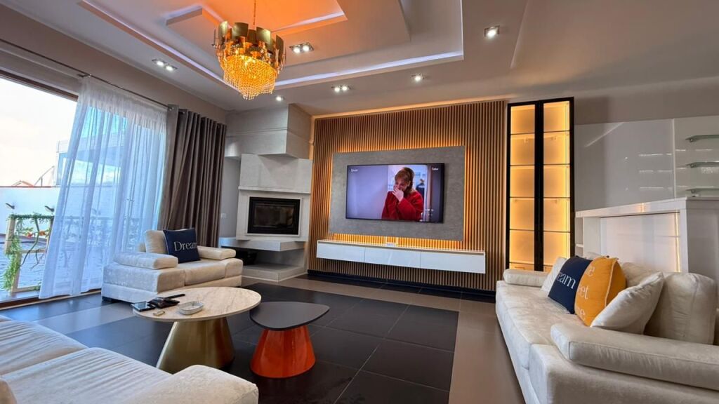 Vile me qira tek Kodra e Diellit