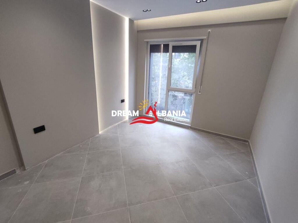 Appartamento 2+1+2wc in Affitto in Via 5 Maji vicino a Concord Center ( ID 42215523 )