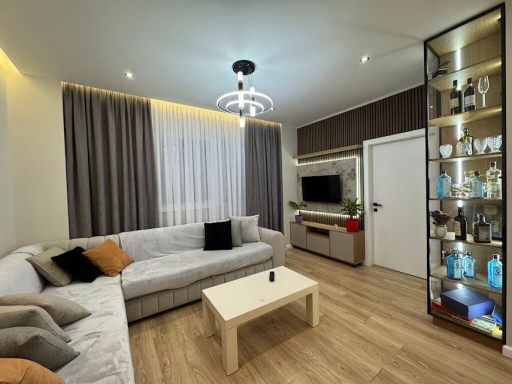 FOR RENT 2+1 APARTMENT NEAR ELEONORA!