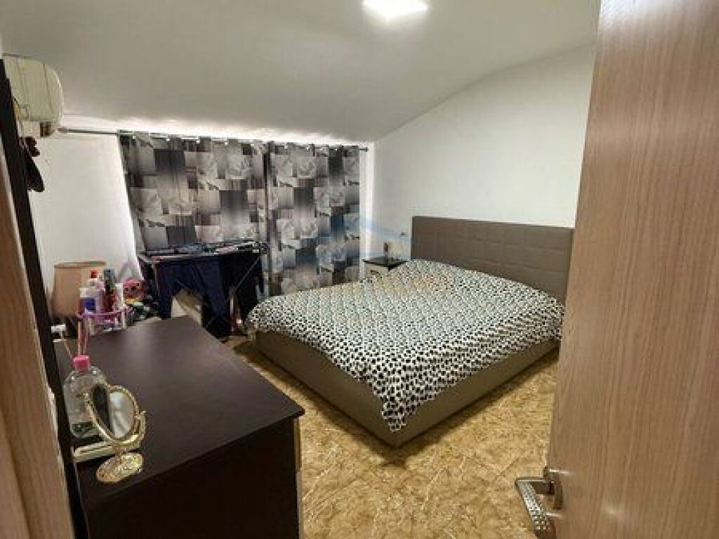 Shitet , Apartament 2+1 , Bulevardi Zogu I , Tirane