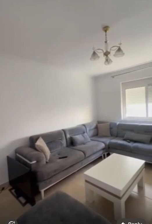 Jepet me qera apart 1+1 i mobiluar te Varri i Bamit