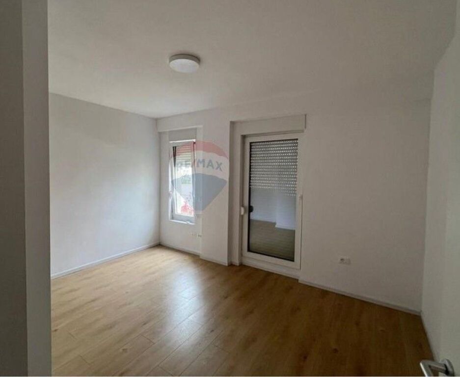 Vilë - Për Qira - Farkë, Tiranë ID: 530411001-1348