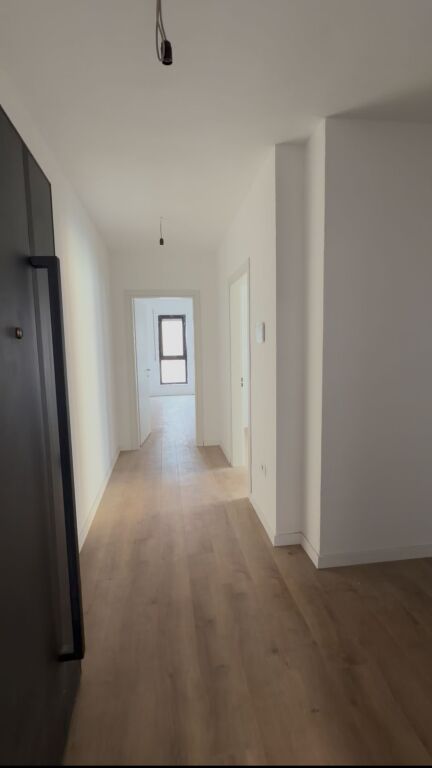 🏡 2+1+2 për shitje – Komuna e Parisit