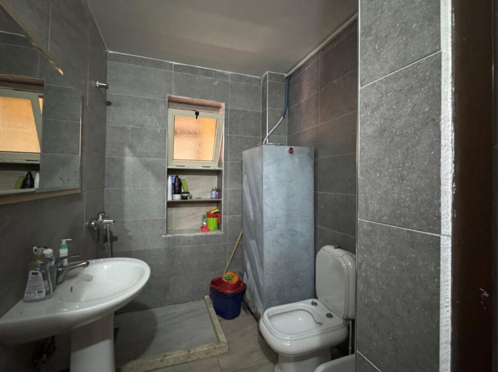 🏡 Appartamento 1+1 in affitto 📍 Via Grigor Heba Comune di Parigi