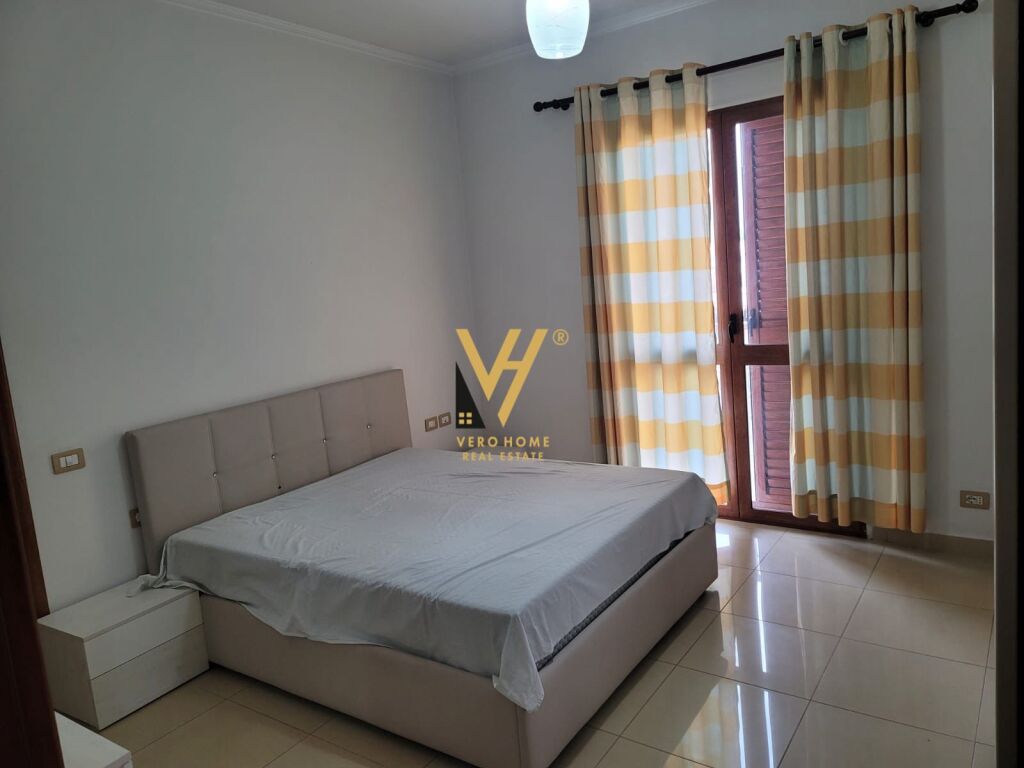 JEPET VILE TRE KATESHE ME QERA TE RRUGA E ELBASANIT 2.500 EURO