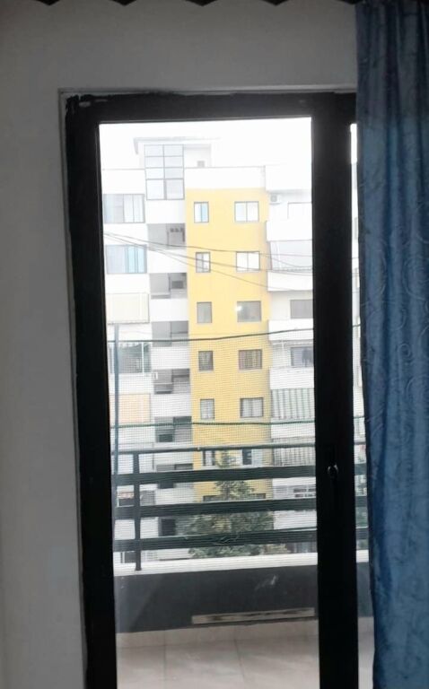 Appartamento 2+1+1 con Balcone in Affitto