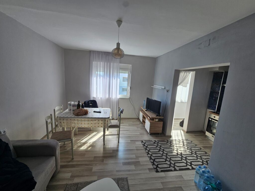 SHITET APARTAMENT 2+1 TEK VALA PARK - STADIUMI DURRES
