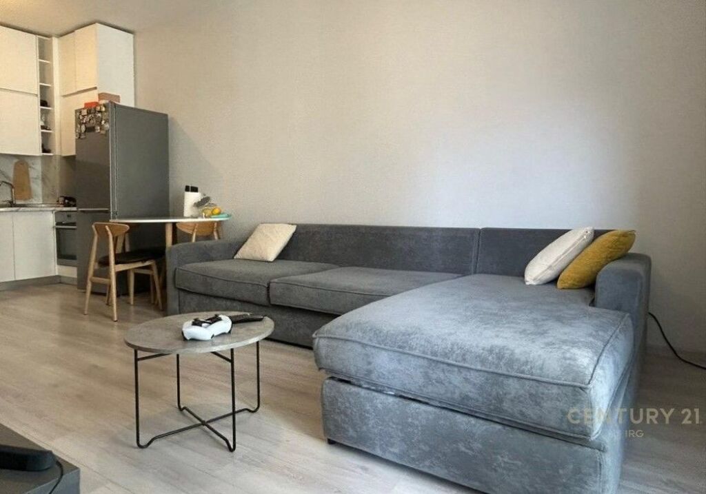 We sell 1+1 apartment with parking space in Kinostudio