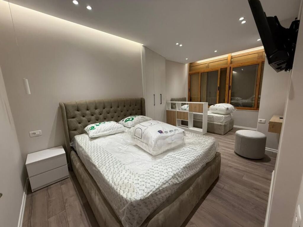 🏡 Appartamento 1+1 in Vendita – Via Petro Korçari, Comune di Parigi