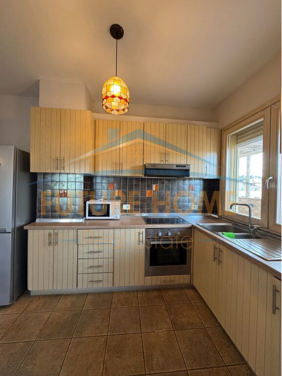 Qira, Duplex 3+1+3+Post Parkimi, Petronini