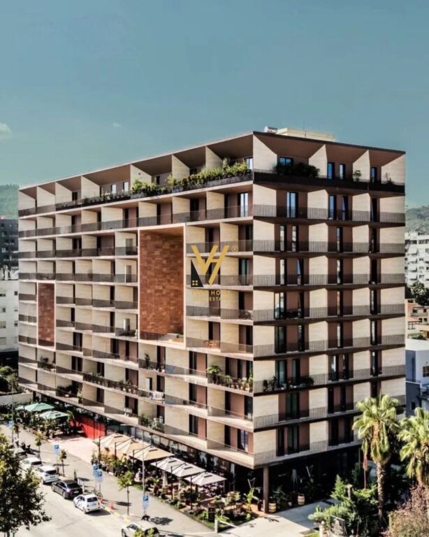 OFFICE 122 M2 FOR RENT AT THE MUNICIPALITY OF PARIS 2,500 EURO
