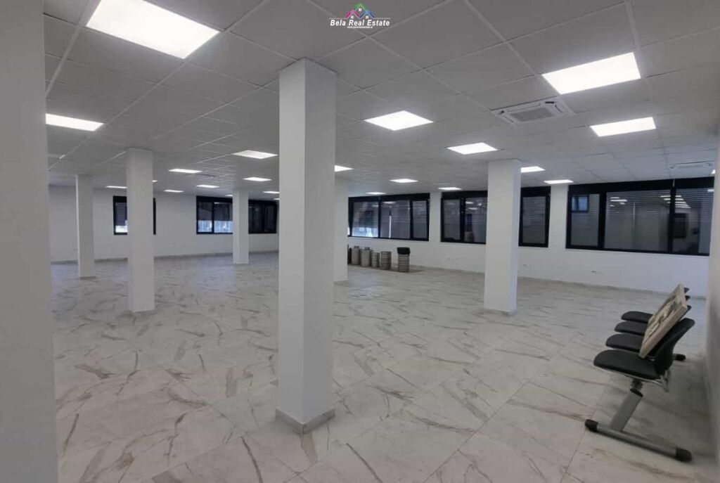 Zyre Me Qera Prane Teg (ID BZ2911) Tirane