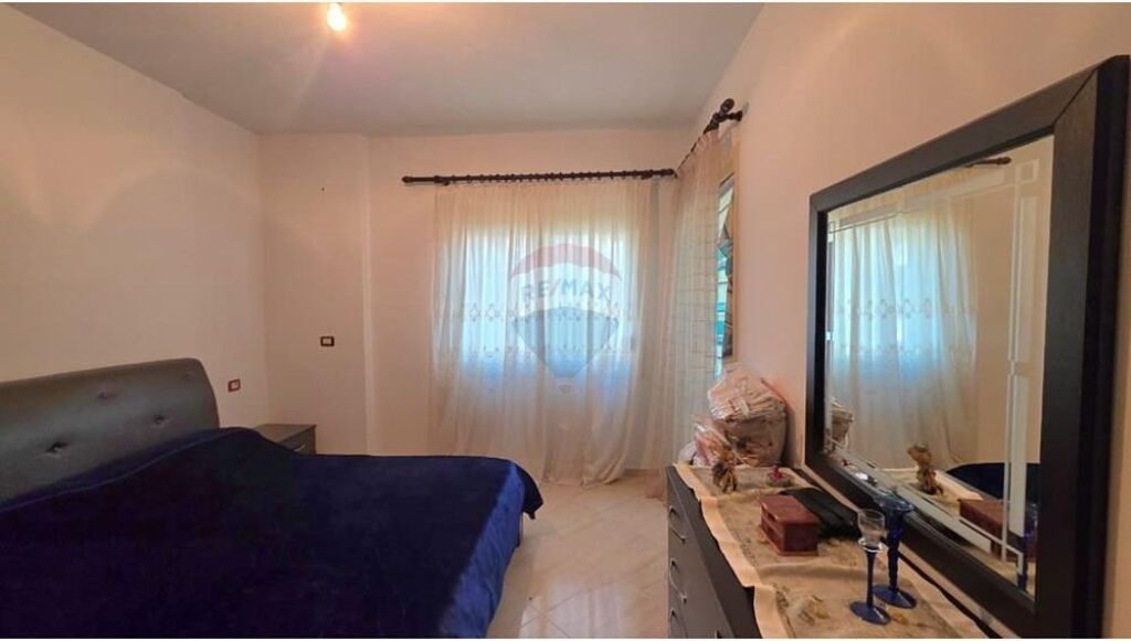 Apartment 1+1 for Rent – Reshat Osmani Street, Vlora